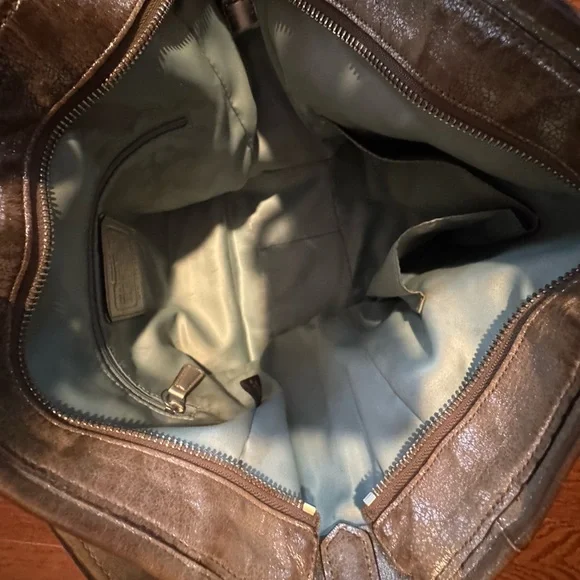 Coach Leather Chelsea Shoulder Bag - Picture 6 of 8